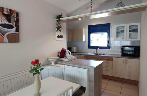 Empuriabrava House | INDEPENDENT VILLA 4 BEDROOMS WITH PRIVATE POOL