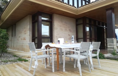 Gimileo House | Individual chalet with winery among vineyards