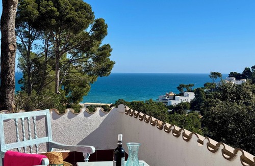 Begur Villa | Individual villa with garden and splendid 6 people only 1 Km. from the beach.