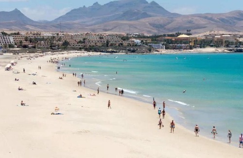 Castillo Caleta de Fuste Apartment | Inviting 1-Bed Apartment on Castillo Mar