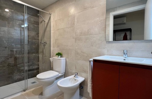 Haro House | Iraipe Haro Auto Check-in