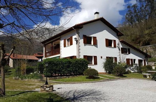 Penamellera Alta Apartment | Jana, Apt. Rural. Picos de Europa, near the beach, 4 +1 (5 persons)