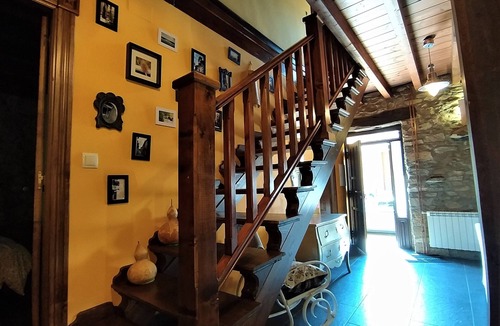 Rozuelo House | Joaquin's work, your refuge in El Bierzo.