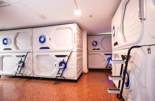 Benalua House | just hostel capsules