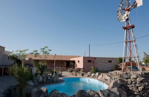 Tuineje House | Kanarisches Haus mit privatem Pool und Garten by Interhome