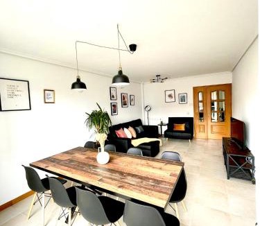 Laguardia House | KEY HOUSE