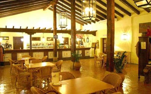 Viso del Marques Hotel | La Almazara del Marqués - Hospedería boutique