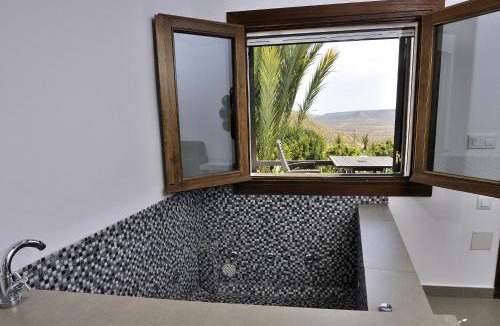 Gafares Hotel | La Almendra y El Gitano