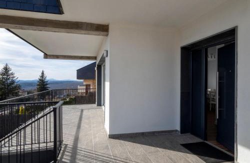 Las Navas Del Marques House | La Atalaya