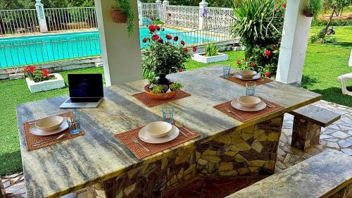 Aroche House | La Blanca de Aroche 10 personas