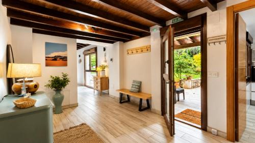 Llamigo Ski Chalet | La Braña en Llanes · Jardín, Playa y Senderismo