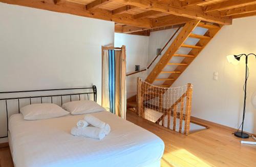 Savignac-les-Ormeaux House | La Brillance