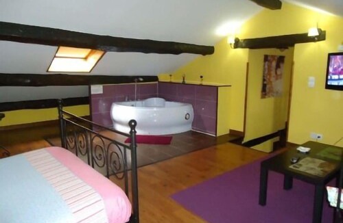 Mestas de Con Cottage | La Candaliega rural apartment for 2 people