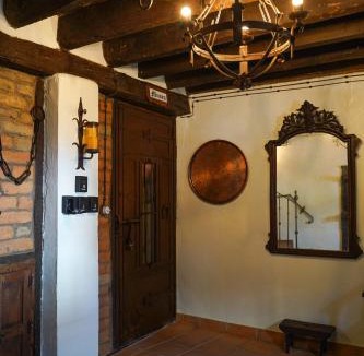 Arenas de San Pedro Apartment | La casa de la abuela Amalia