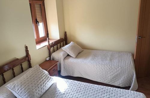 Berlanga del Bierzo House | La casa de la valla azul (San Miguel de Langre)