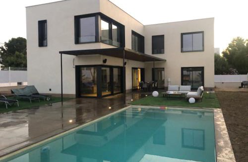 Les Tres Cales Villa | LA CASA DE LA OLIVERA Luxurious house