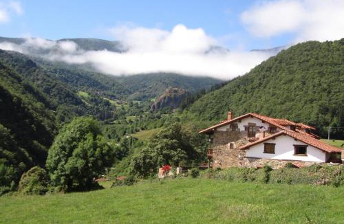 Vada House | La Casa De Las Arcas