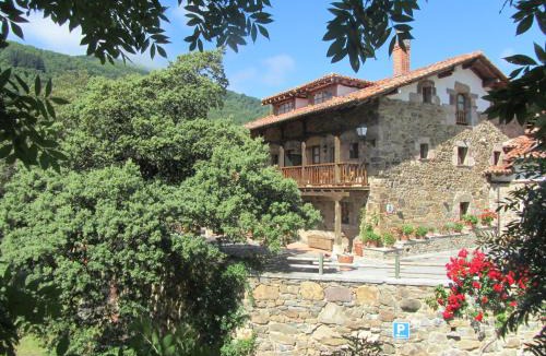 Vada House | La Casa De Las Arcas