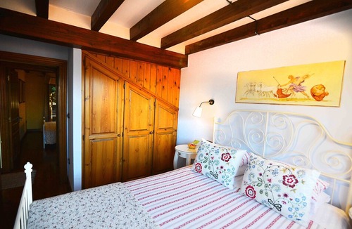 Tudes Apartment | La Casa de las Chimeneas