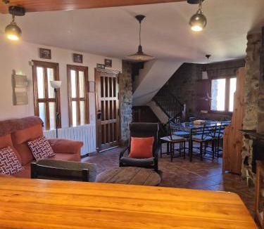 Anon de Moncayo House | La Casa del Arco