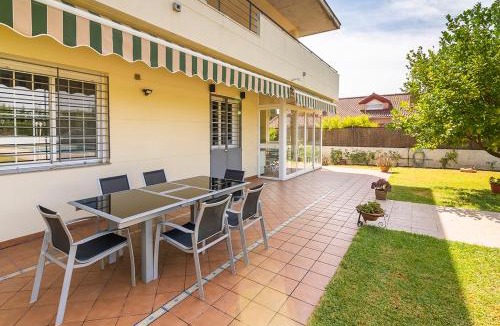 Distrito Norte Sierra House | La casa del olivo en Córdoba