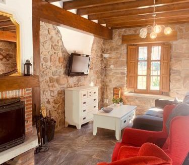Barcena de Pie de Concha House | La Casa del Rio