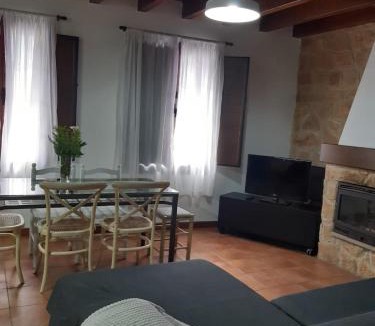 Pola de Lena House | La casina