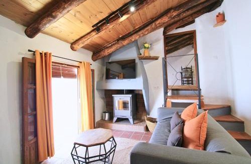 Galaroza House | La Casita de Dulce by SIERRA VIVA