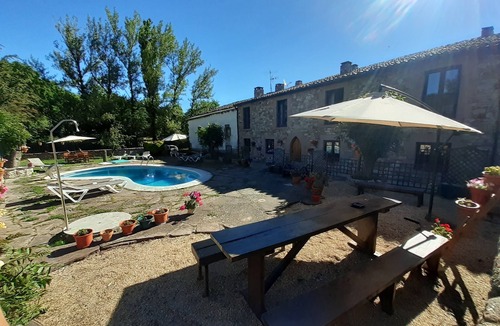 Hermandad de Campoo de Suso Cottage | La Casona de Barrio