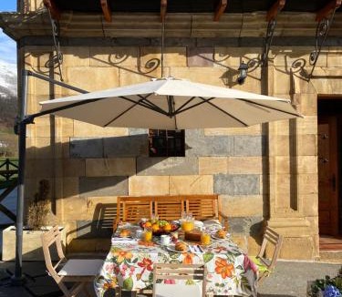 Lombrana House | La Casona de Lombraña, en Polaciones (Saja-Nansa)
