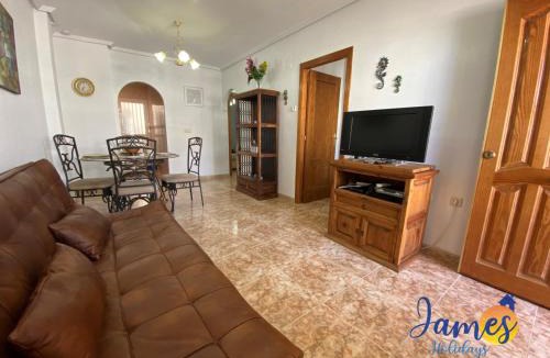 Los Altos Apartment | La Ciñuelica, R1 1st Floor Apartment with Comm Pool L106