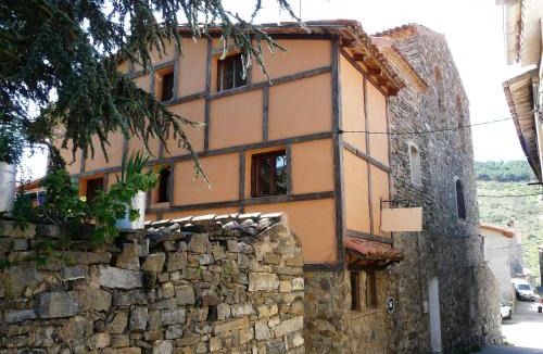 Navalsaz Apartment | La Colmenita