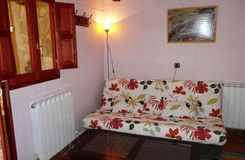 Navalsaz Apartment | La Colmenita