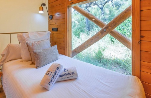Poblado del Embalse Resort | La Dehesa Experiences Junior Suite Adamuz by Ruralidays
