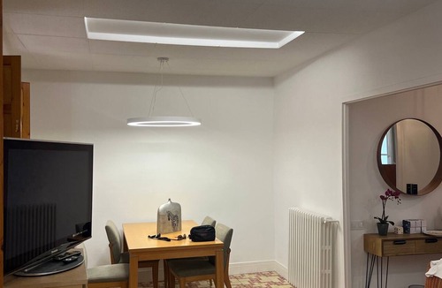 Figueres Apartment | La Divina: Apartment with Balcony in the Heart of Figueres