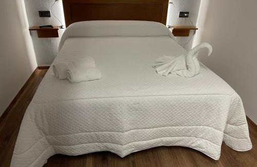 Buron Apartment | La Era de Lario habitación con Jacuzzi