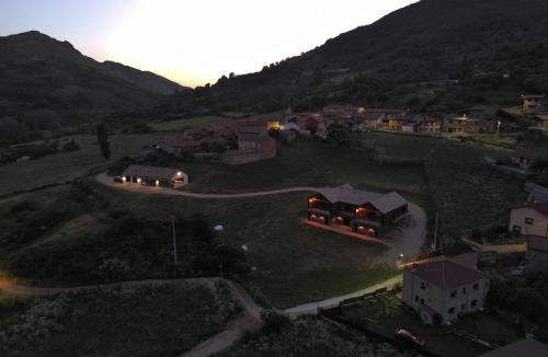 Vegacervera House | La Finca del Valle