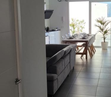 Arafo House | La Kasita