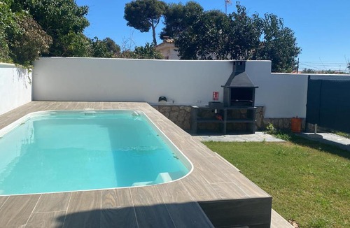 Torrent House | La Morada de Sasa Casa tierra