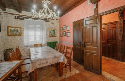 Calabazas de Fuentiduena House | La Morada del Cura