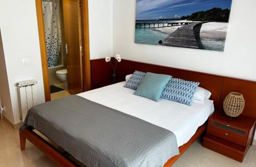 Cubelles House | La Mota Beach House with Pool & BBQ