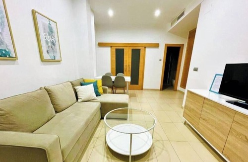Granada City Center Apartment | La Perla Reyes Catolicos Living: Standard Apartment