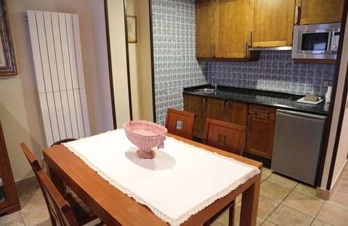 Infiesto Apartment | La Pontiga