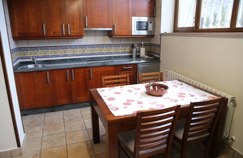 Infiesto Apartment | La Pontiga