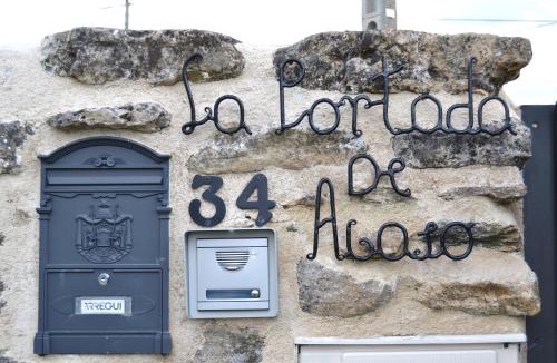 Martincano House | LA PORTADA DE ABAJO