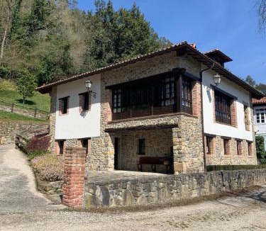 Cabranes Municipality Ski Chalet | LA QUINTA DE PUELLES