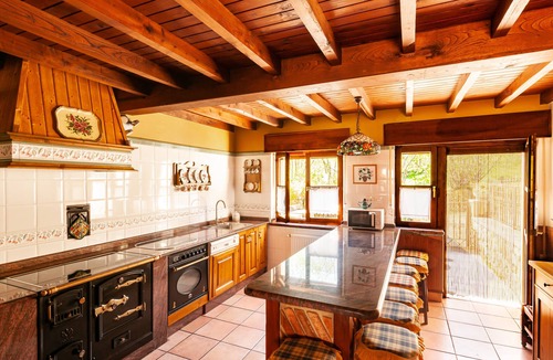 Inguanzo Cottage | La Regoria Rural House (Inguanzo de Cabrales, Asturias)