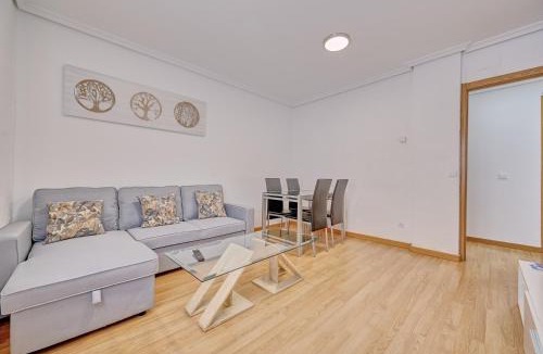 Logrono Apartment | La Ribera by Clabao