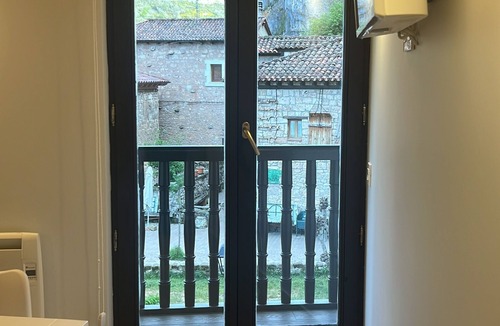 Orbaneja del Castillo Apartment | La Tahona Cántabra