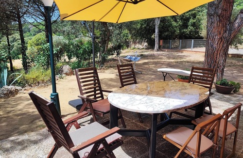 Canoves Villa | La Torre de La Garriga, 30 minutes from Barcelona. Villa with swimming pool and barbecue.